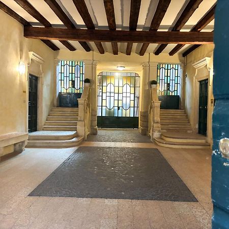 베로나 Palazzo Tiolo 아파트 외부 사진